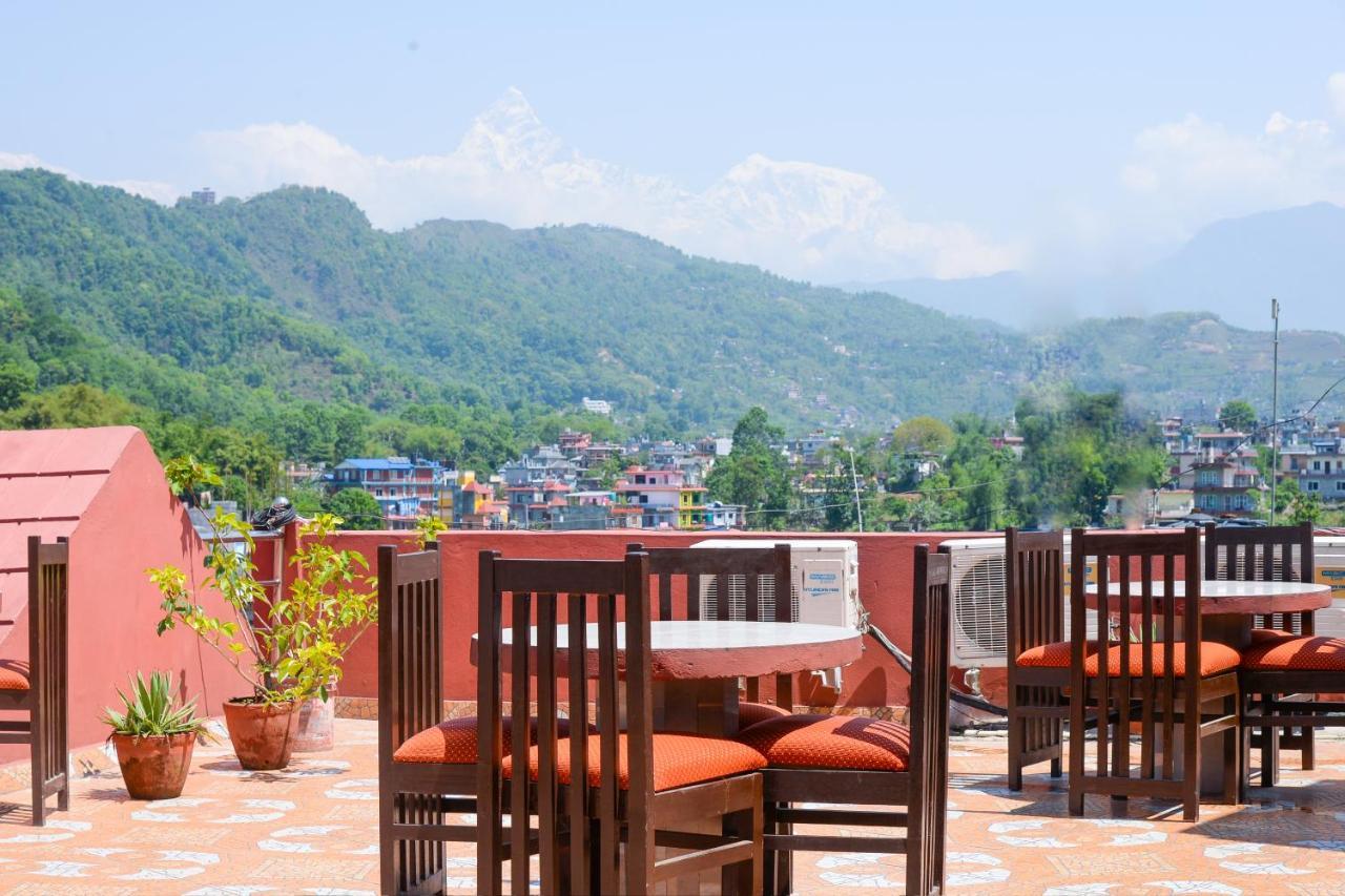 Hotel Admire Pokhara Pvt. Ltd. Esterno foto